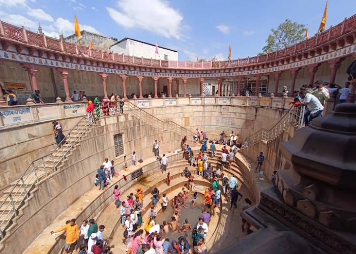 Khatu Shyam Temple Sikar Info Location History Story