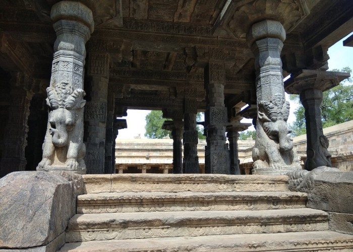 Airavatesvara Temple - Dharasuram Temple