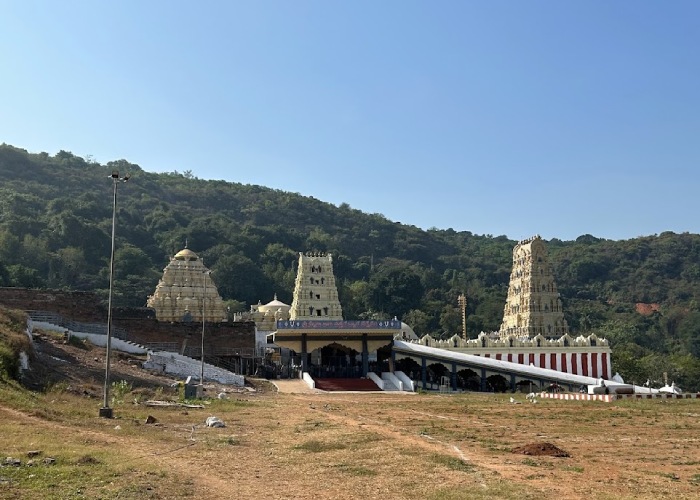 Varaha Lakshmi Narasimha Temple Simhachalam - Info History