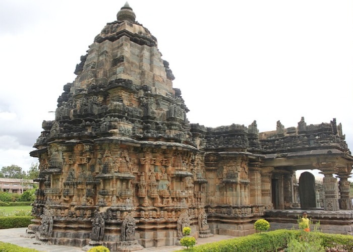 Kalleshwara Temple Hire Hadagali